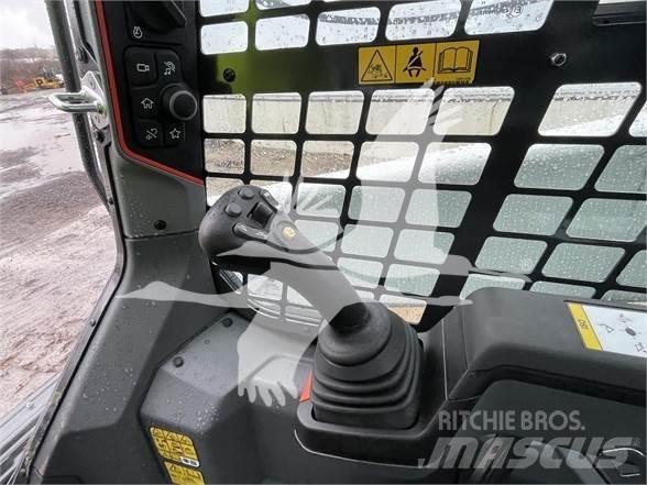 Bobcat T76 Lietoti riteņu kompaktiekrāvēji