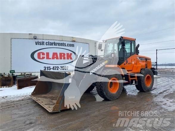 Doosan DL250-5 Iekrāvēji uz riteņiem