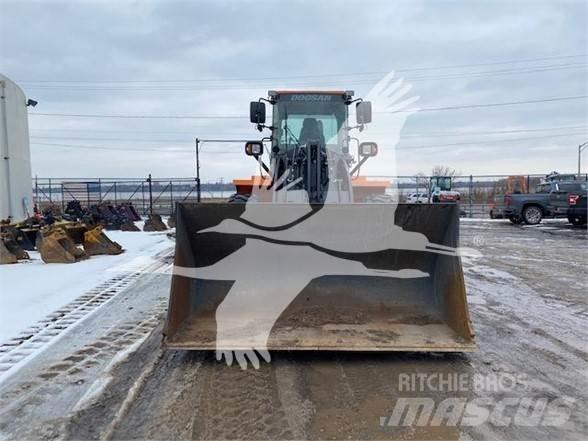 Doosan DL250-5 Iekrāvēji uz riteņiem