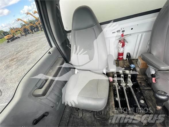 Ford F750 XL Ūdens mašīnas