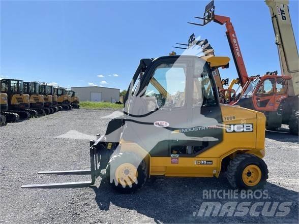 JCB 35 Teleskopiskie manipulatori