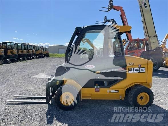 JCB 35 Teleskopiskie manipulatori