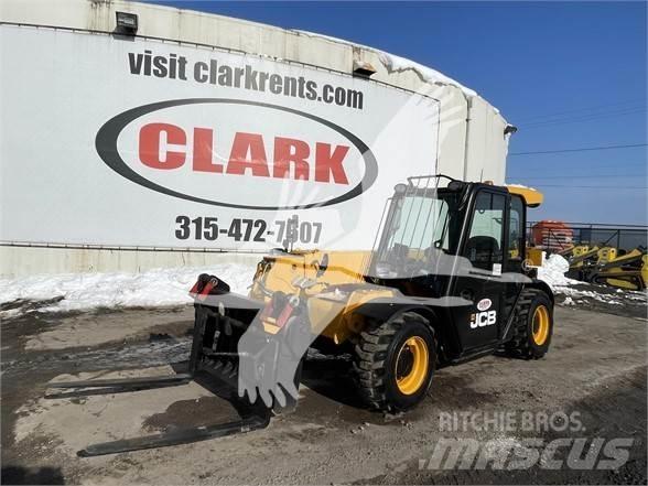 JCB 525-60 Teleskopiskie manipulatori