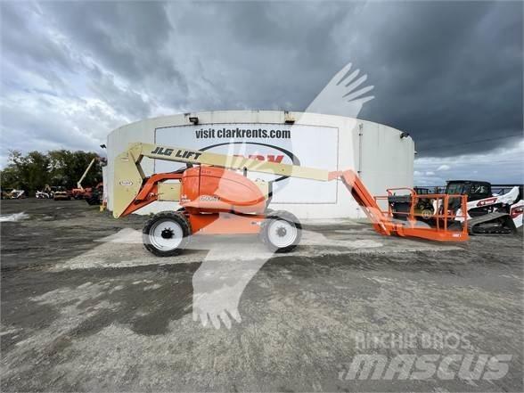 JLG 600AJ Strēles pacēlāji
