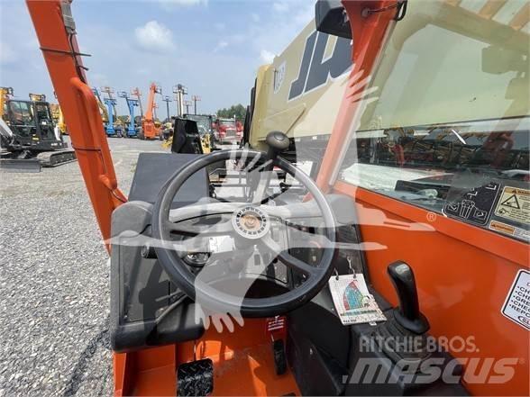 JLG G12-55A Teleskopiskie manipulatori