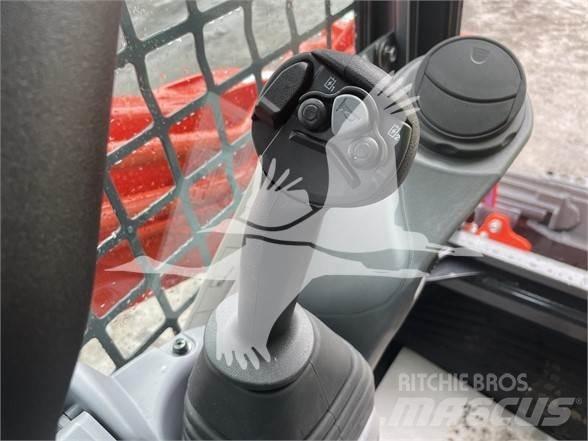 Kubota SVL75 Lietoti riteņu kompaktiekrāvēji