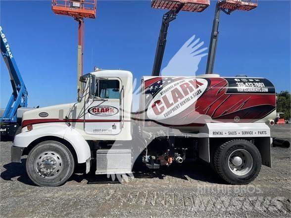 Peterbilt 330 Ūdens mašīnas