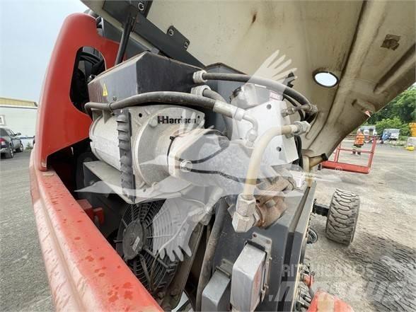 SkyJack SJ40T Teleskopiskie pacēlāji