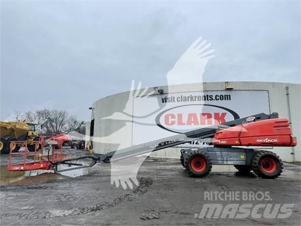 SkyJack SJ66T Teleskopiskie pacēlāji