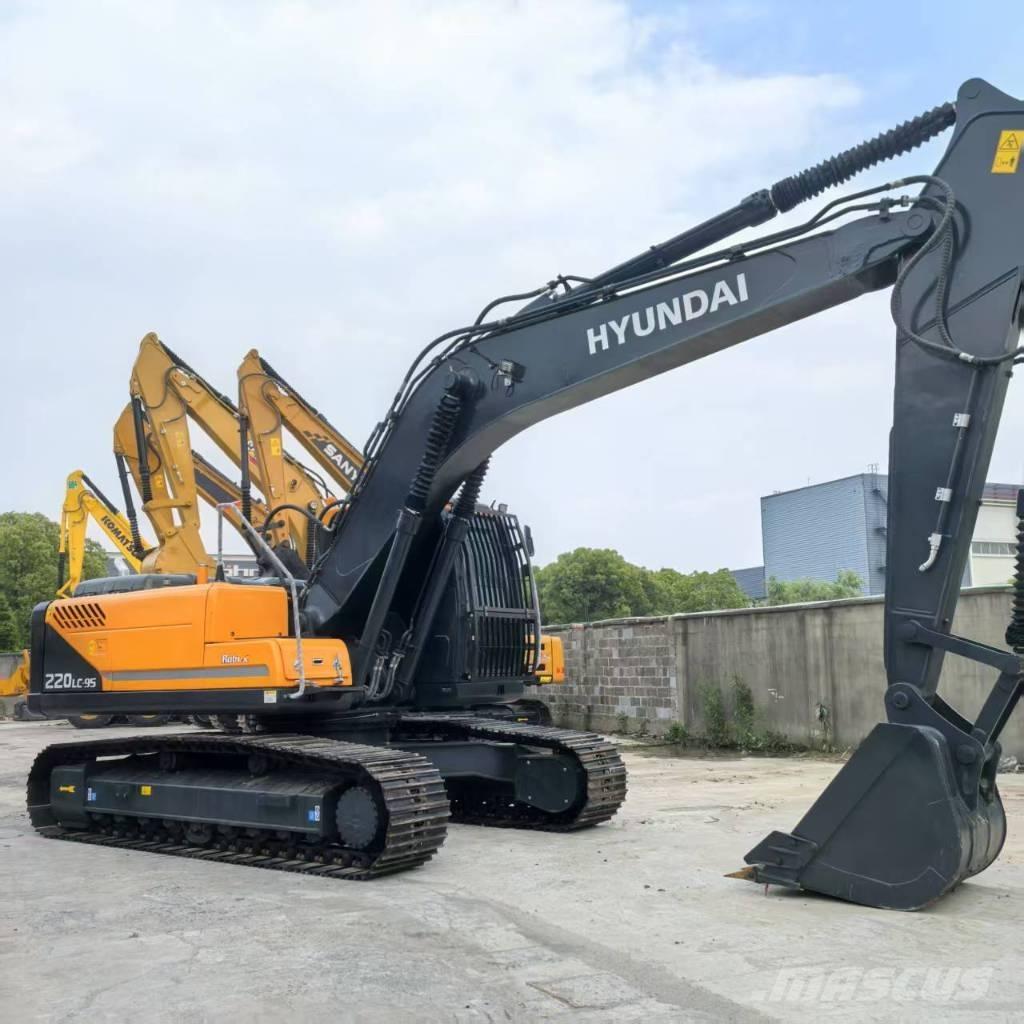 Hyundai r220lc-9s Vidēja lieluma ekskavatori 7 t - 12 t