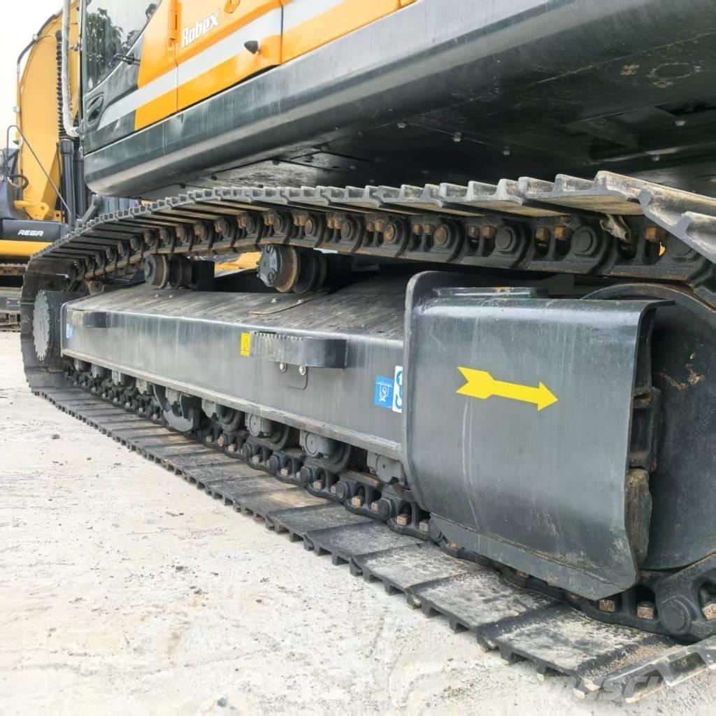 Hyundai r220lc-9s Vidēja lieluma ekskavatori 7 t - 12 t