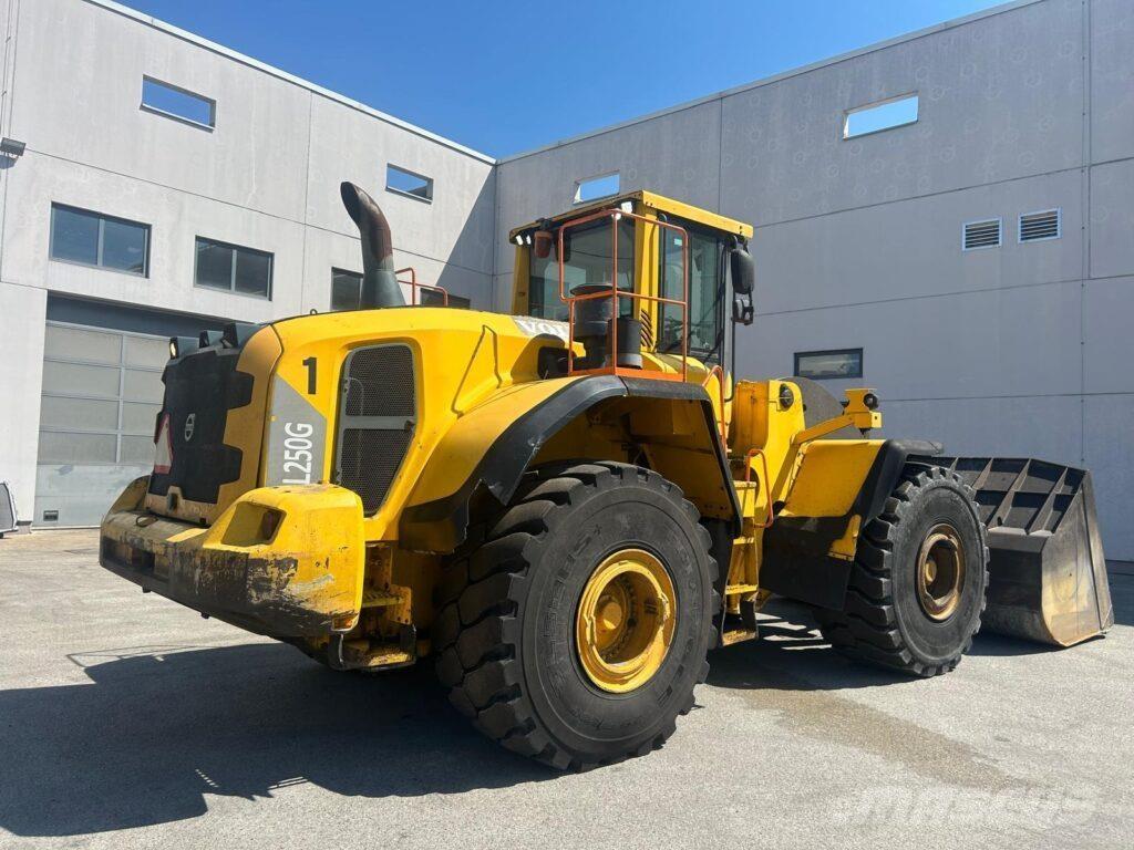 Volvo L250G Iekrāvēji uz riteņiem