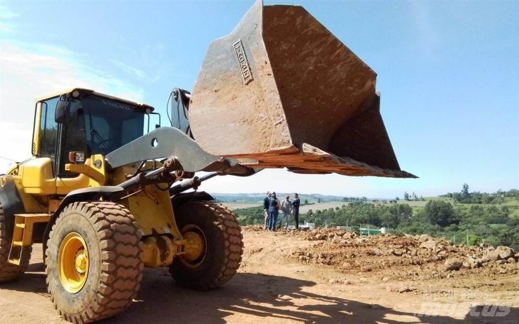 Volvo L 90 F Iekrāvēji uz riteņiem