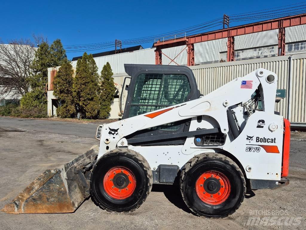 Bobcat S 770 Lietoti riteņu kompaktiekrāvēji