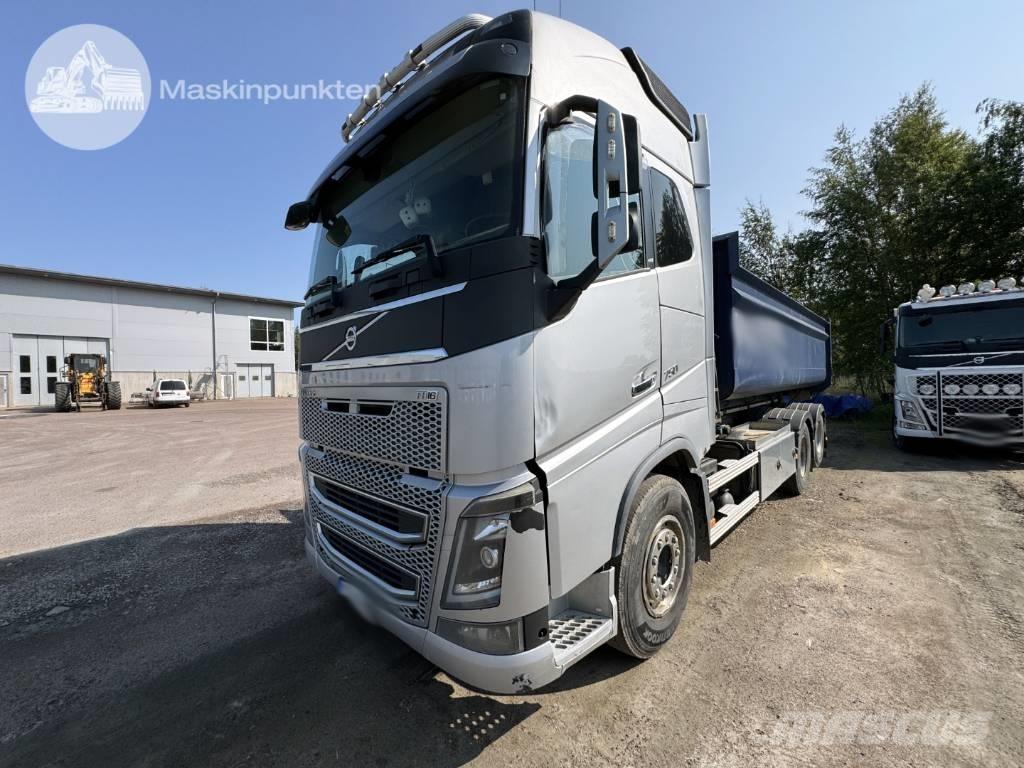 Volvo FH 16 750 Treileri ar āķi