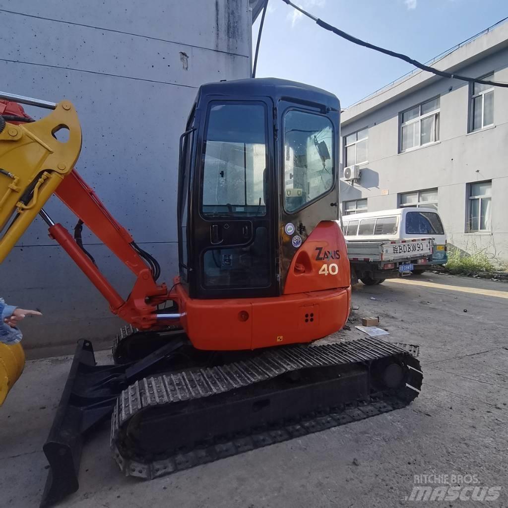 Hitachi ZX 40 U Mini ekskavatori < 7 t