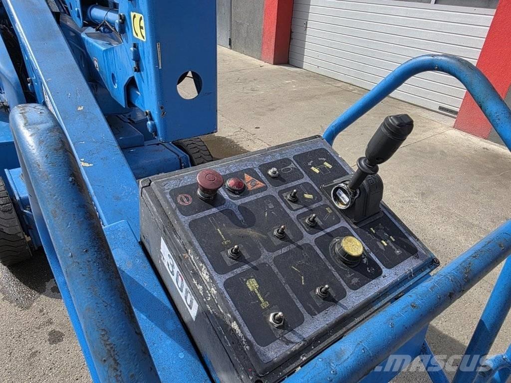 JLG N 40 E Strēles pacēlāji