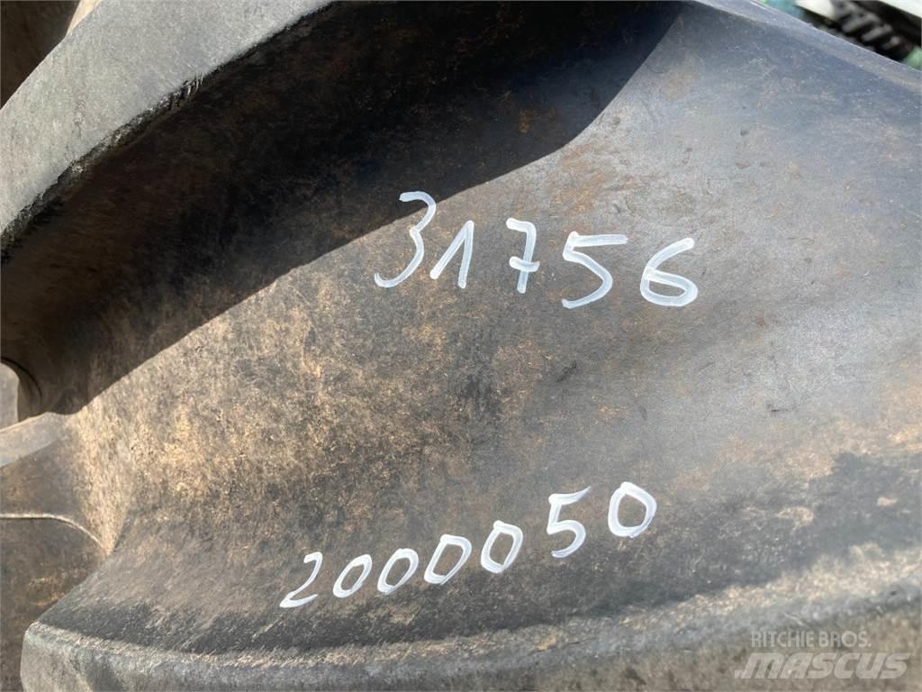 Michelin 600/65R28 Riepas, riteņi un diski