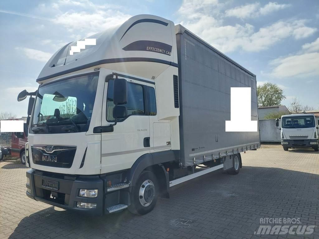 MAN TGL 8.220 Tents