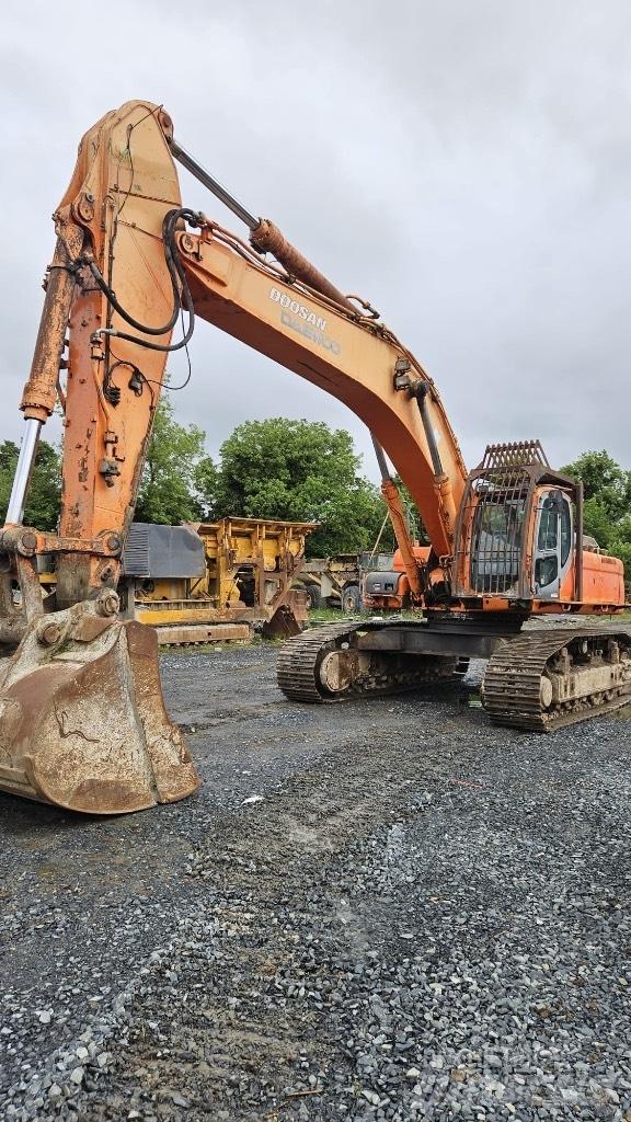 Doosan Dx480 Kāpurķēžu ekskavatori