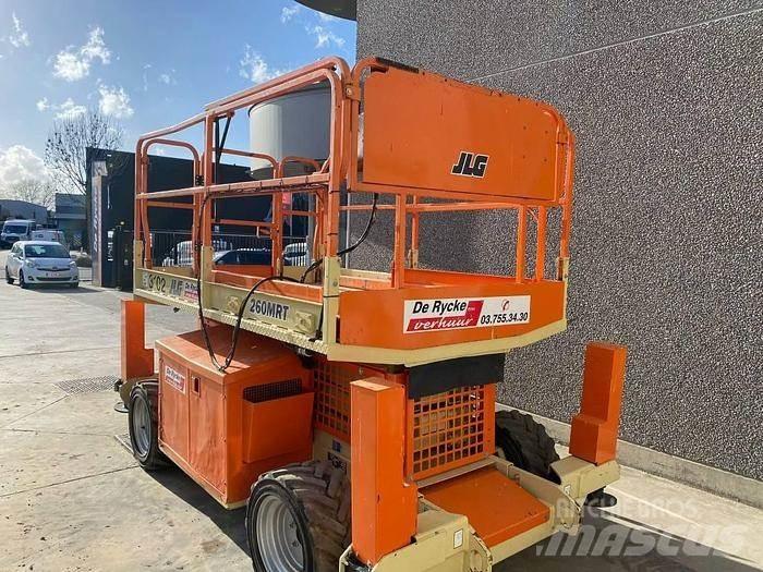 JLG 260 MRT Šķerveida pacēlāji