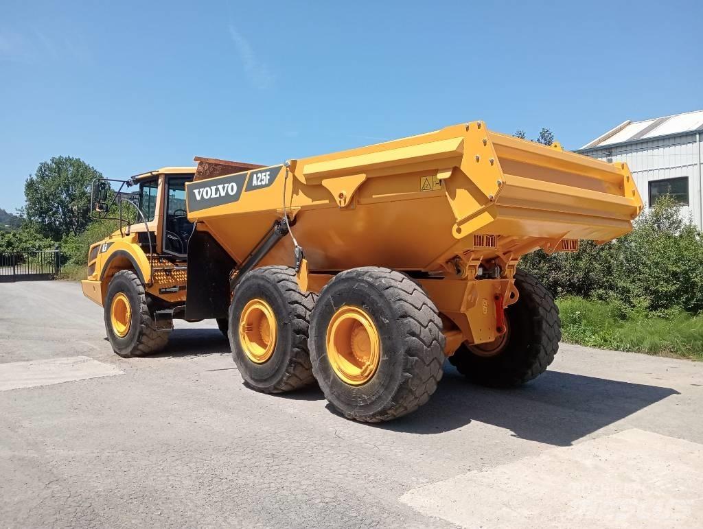 Volvo A 25 F Artikulētie pašizgāzēji