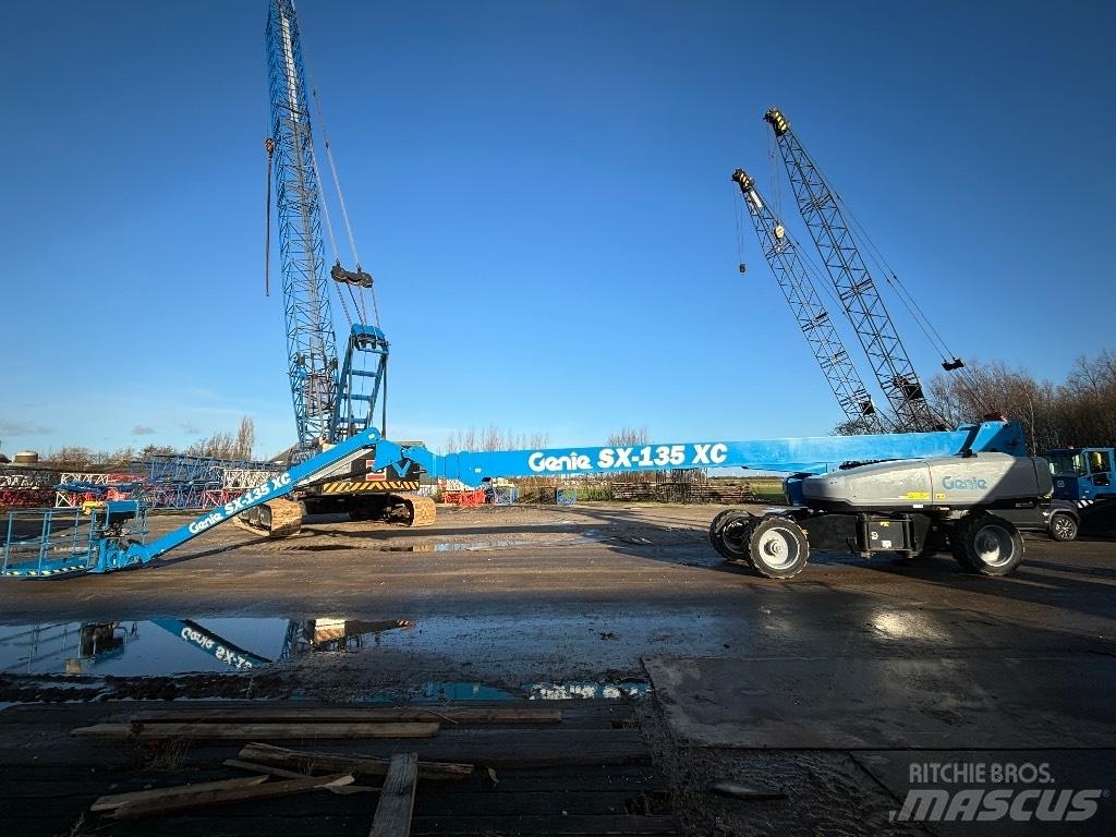 Genie SX 135 XC Teleskopiskie pacēlāji
