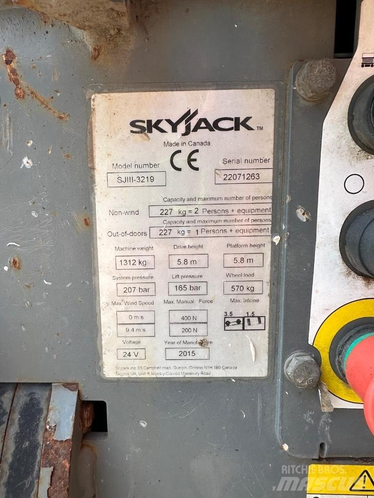 SkyJack SJ 3219 Šķerveida pacēlāji