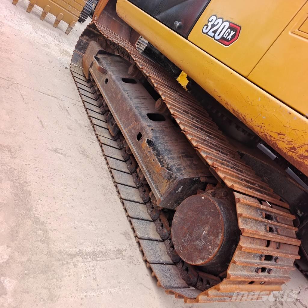 CAT 320GX Kāpurķēžu ekskavatori