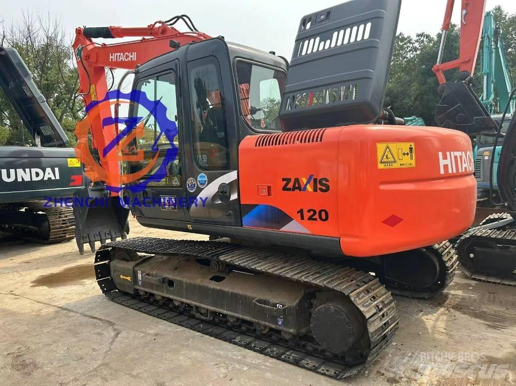 Hitachi ZX 120 Kāpurķēžu ekskavatori