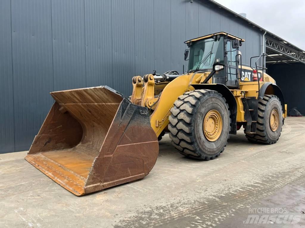 CAT 980M Iekrāvēji uz riteņiem