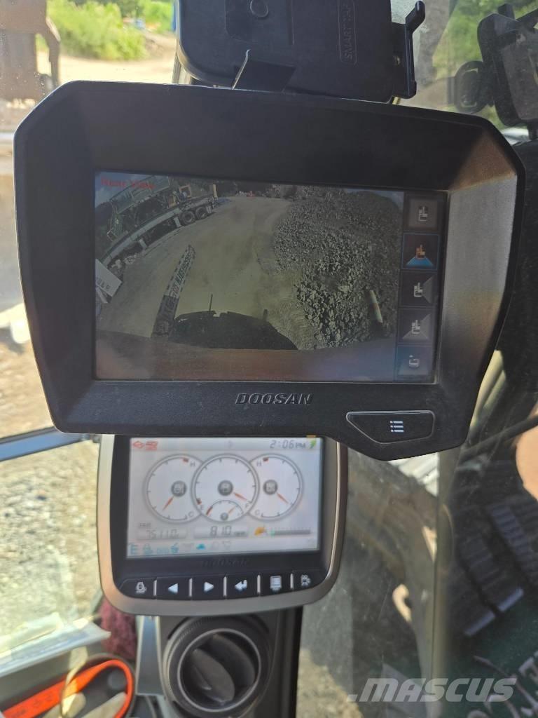 Doosan DX 300 LC-5 Kāpurķēžu ekskavatori