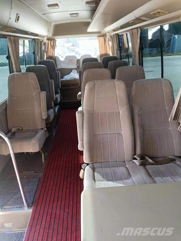 Toyota Coaster Bus Mikroautobusi