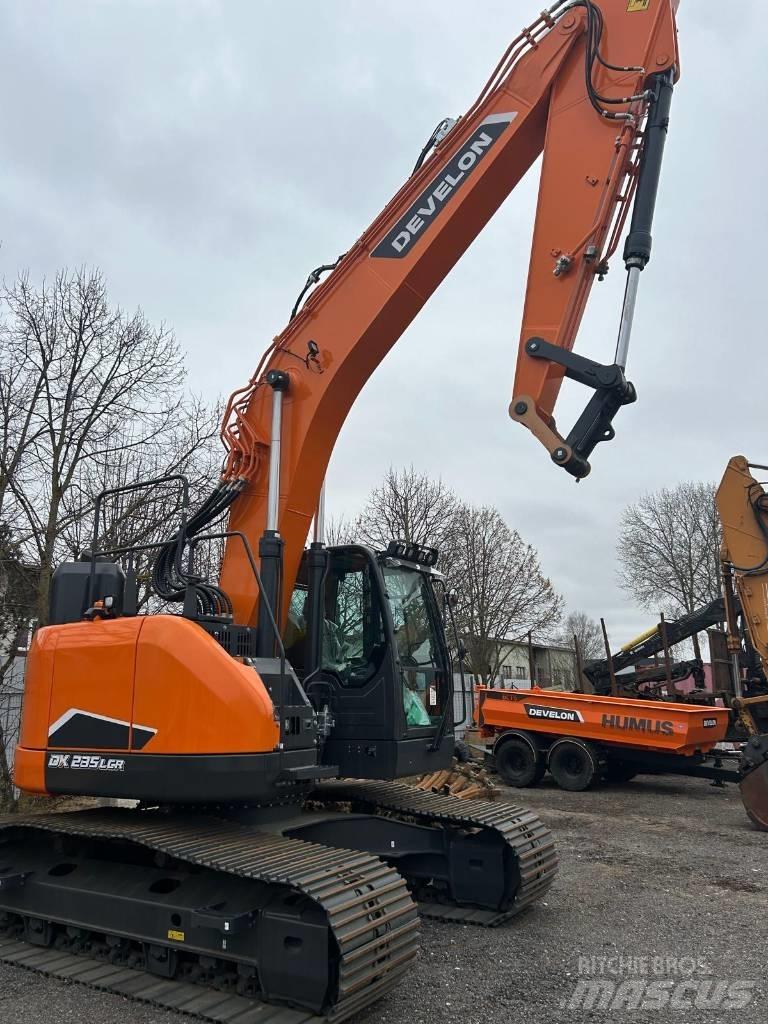 Develon DX 235 LCR-7 Kāpurķēžu ekskavatori