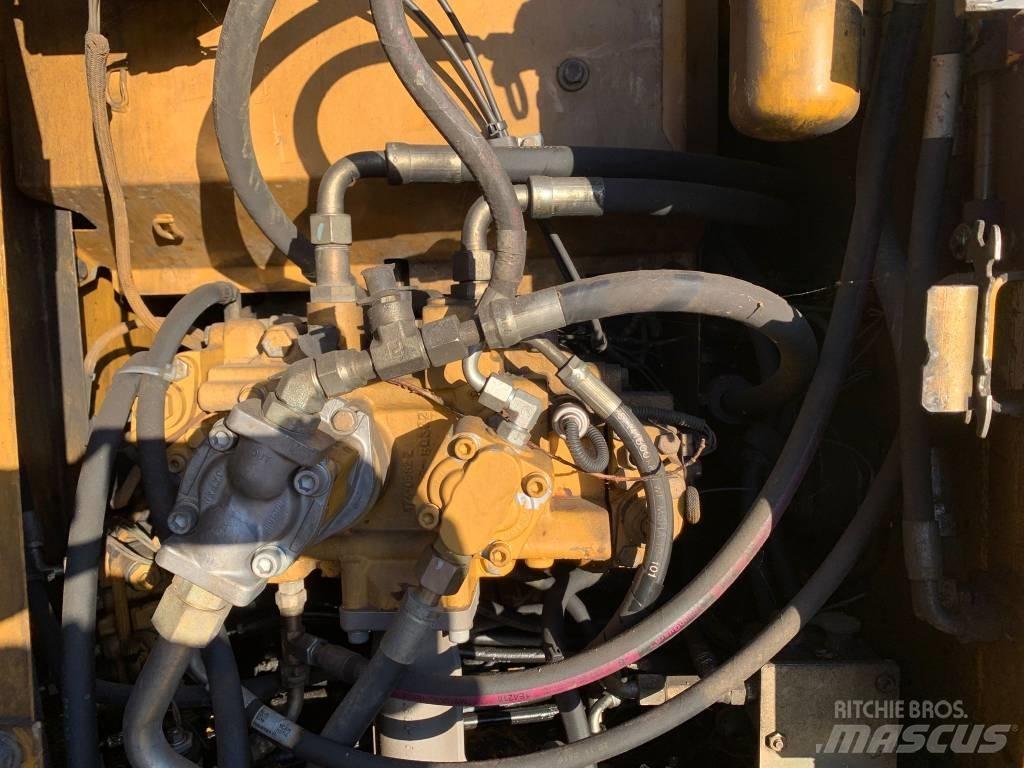 CAT 312 C L Kāpurķēžu ekskavatori