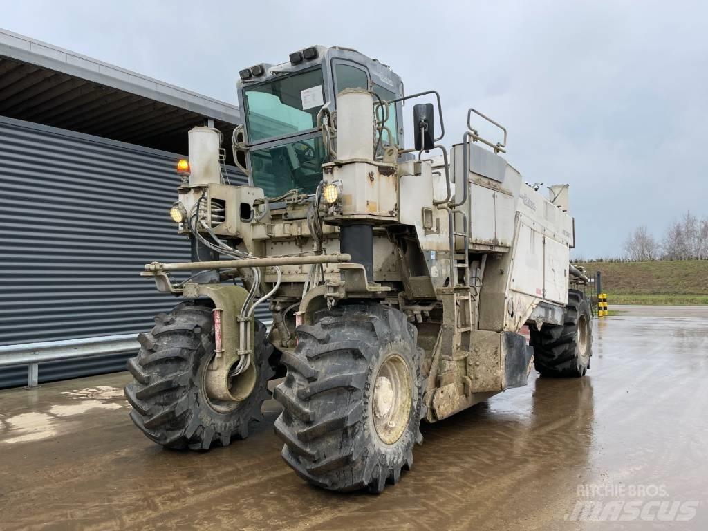 Wirtgen WR 2500S Asfalta savācējs