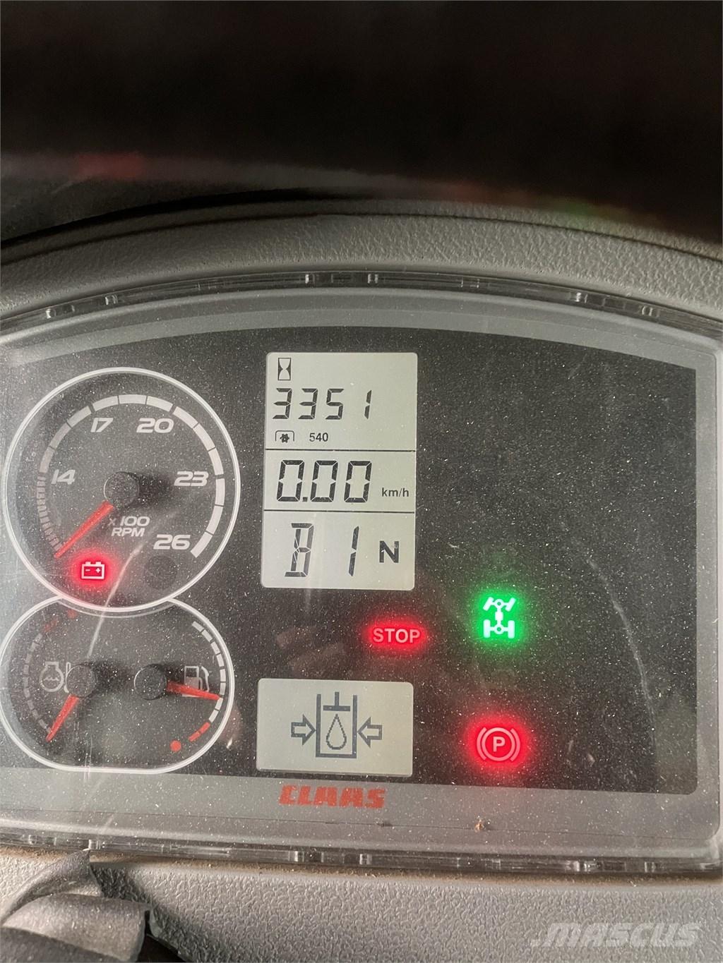 CLAAS Arion 410 Traktori