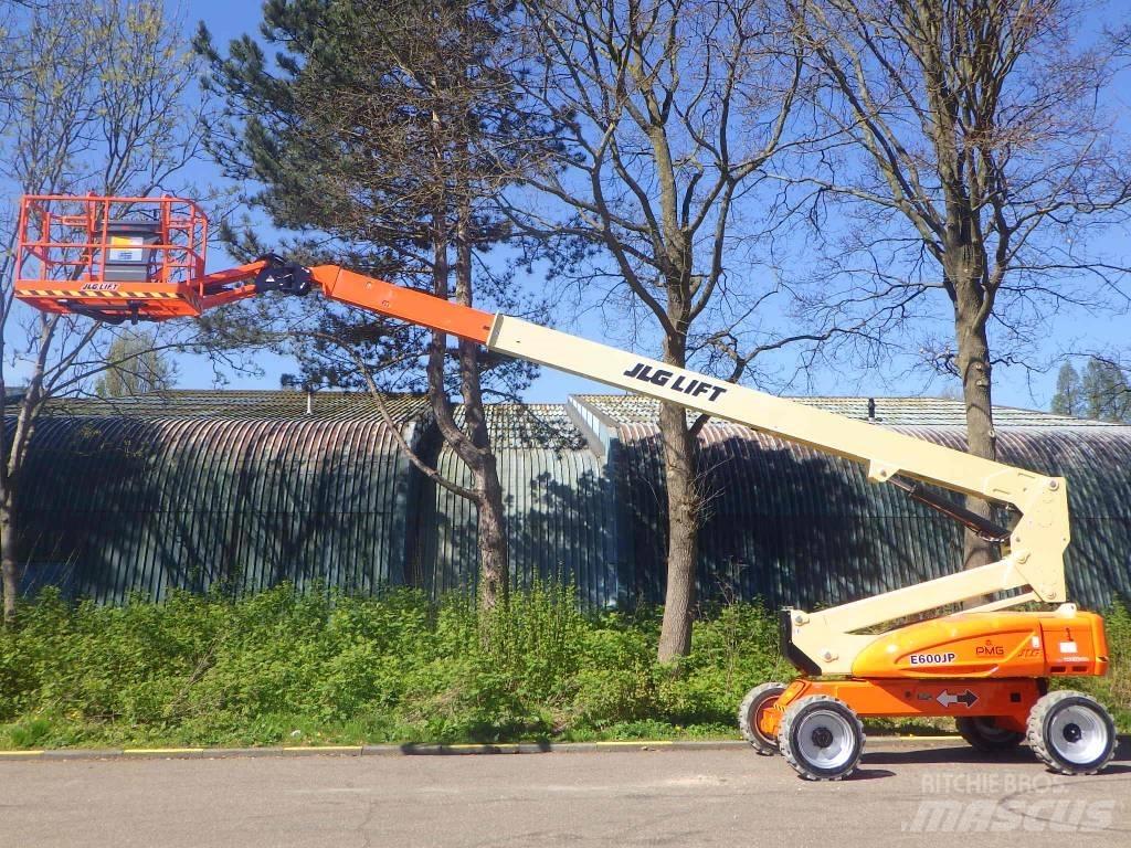 JLG E600JP Teleskopiskie pacēlāji