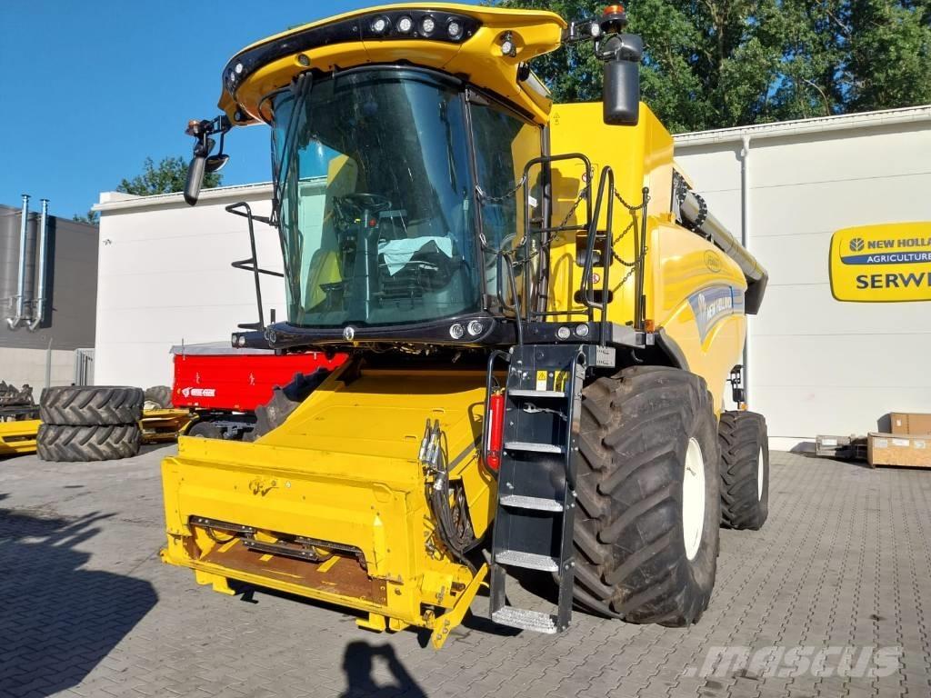New Holland CX 8.90 Ražas novākšanas kombaini