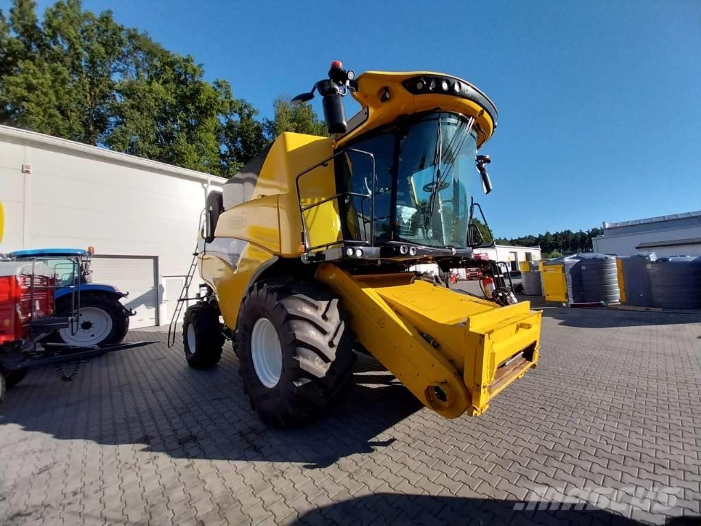 New Holland CX 8.90 Ražas novākšanas kombaini