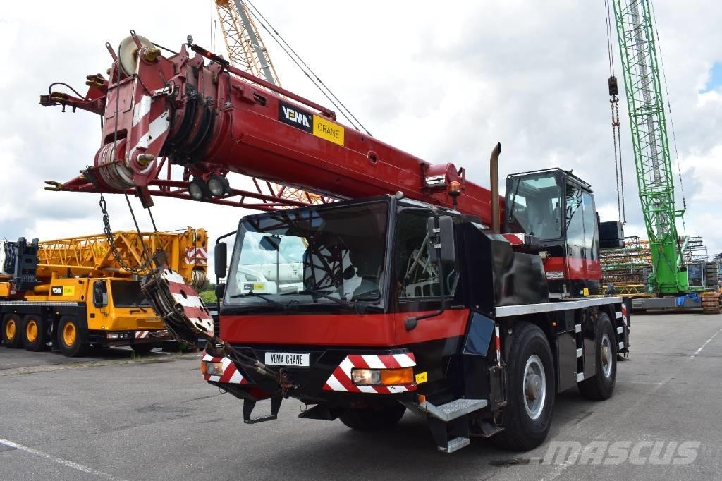Liebherr LTM 1030-2 Visurgājēji celtņi