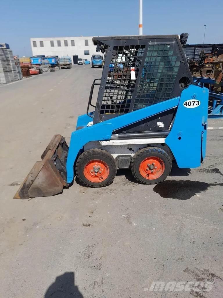 Bobcat S70 Lietoti riteņu kompaktiekrāvēji