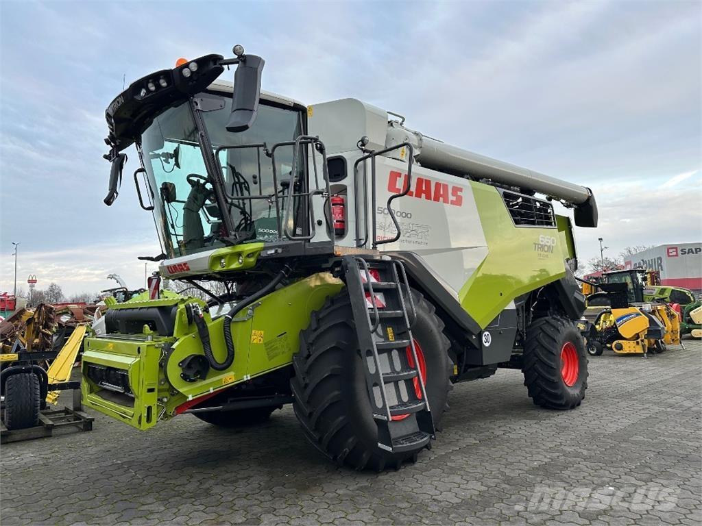 CLAAS Trion 660 Ražas novākšanas kombaini