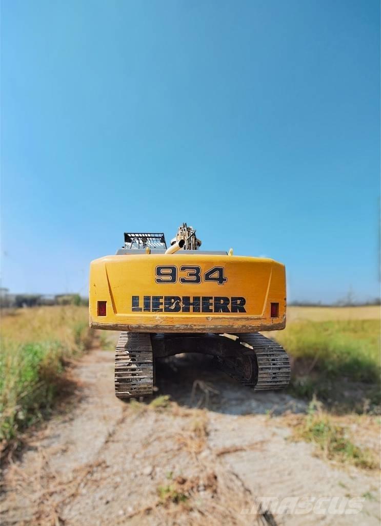 Liebherr R934C HDC Kāpurķēžu ekskavatori