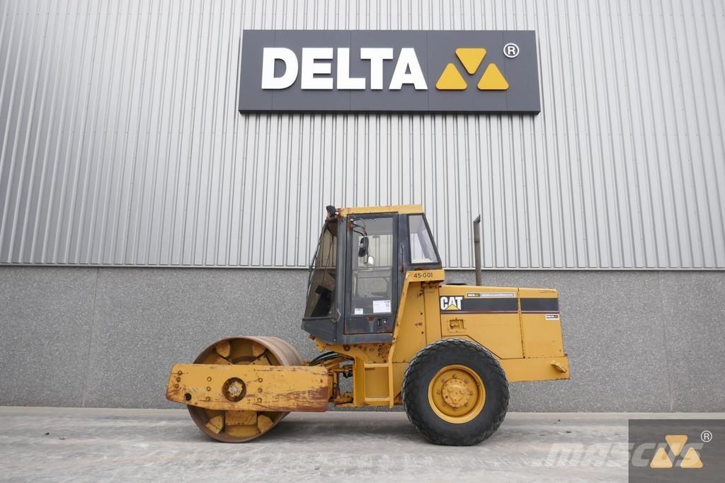 CAT CS433C Vienvalča grunts veltņi