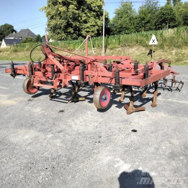 Quivogne CH13V Kultivatori