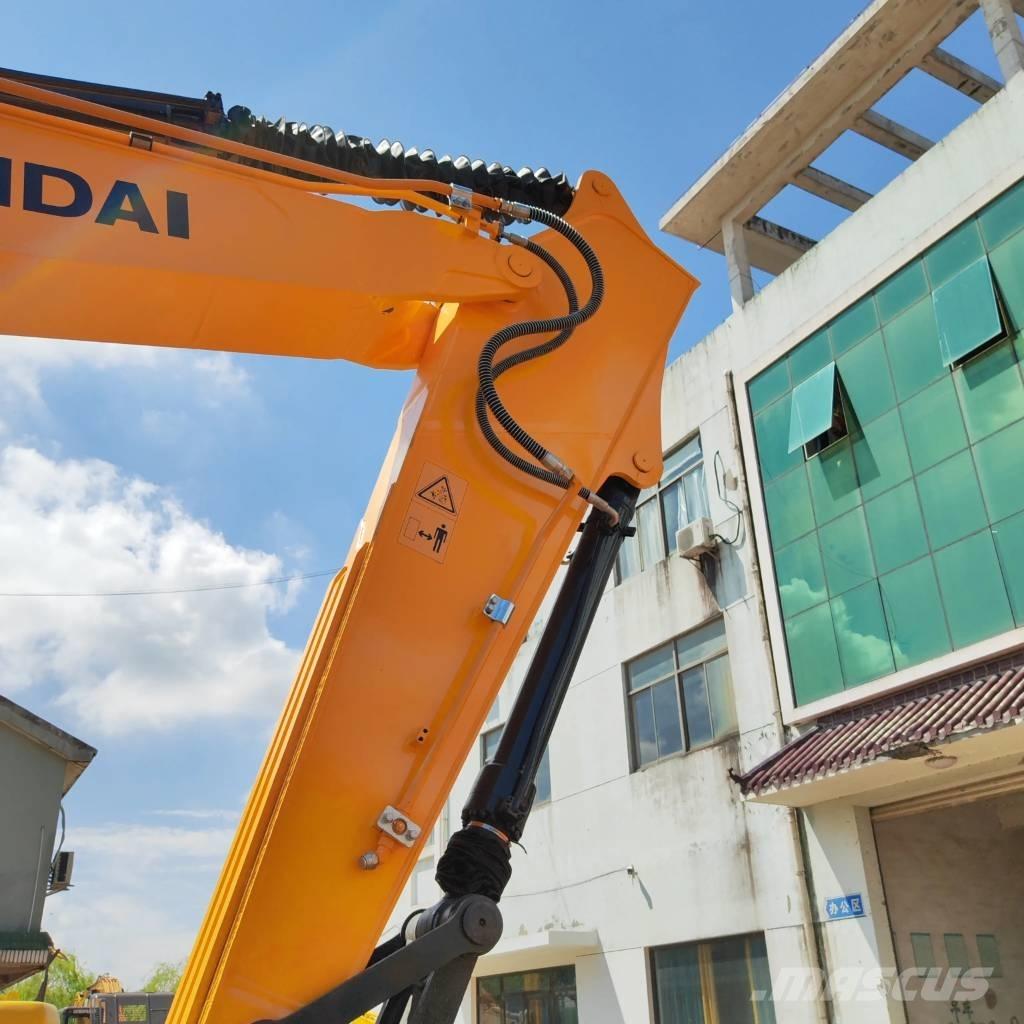 Hyundai R220LC-9S Kāpurķēžu ekskavatori