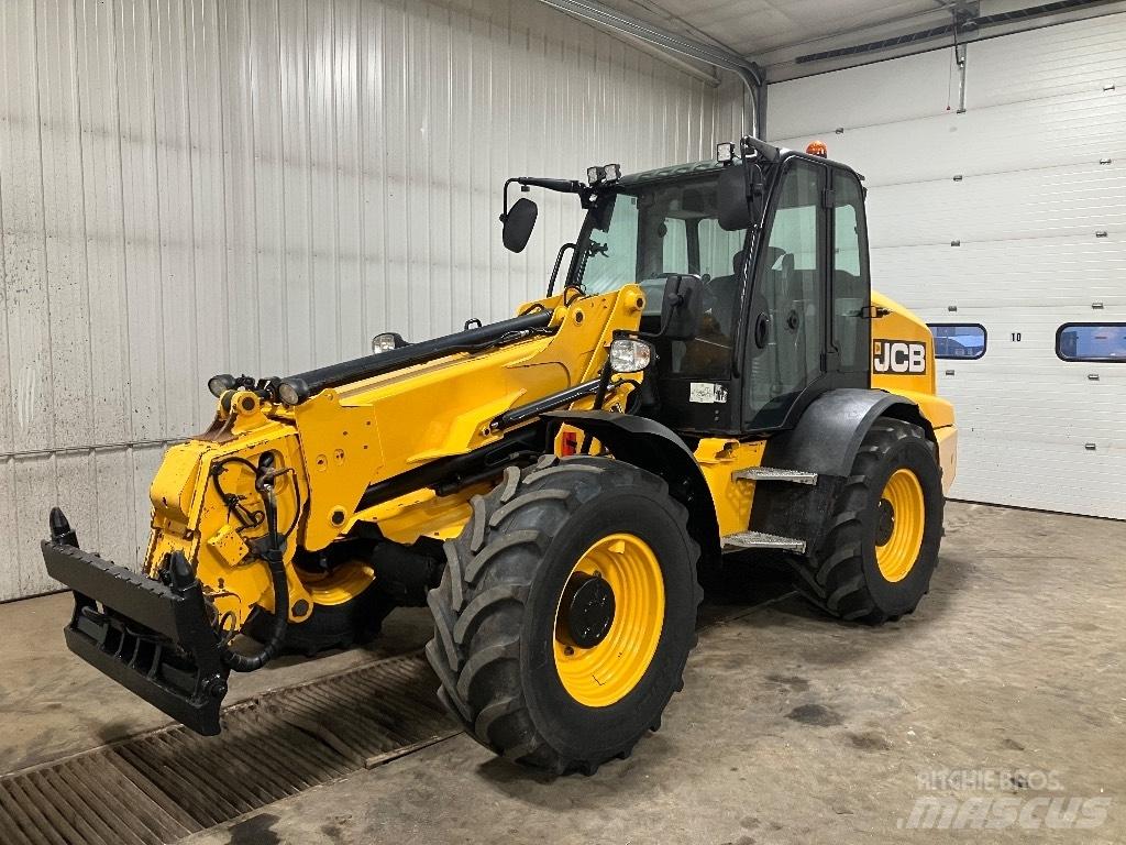 JCB TM 320 Iekrāvēji uz riteņiem