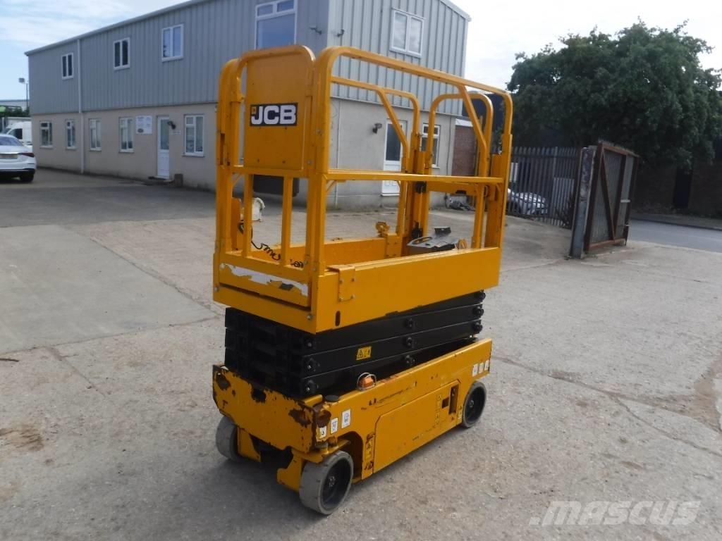 JCB S 1930 E Šķerveida pacēlāji