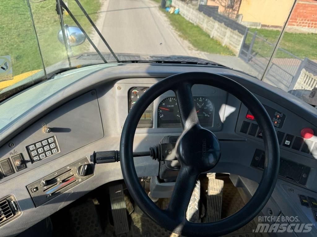 Volvo A 30 D Artikulētie pašizgāzēji